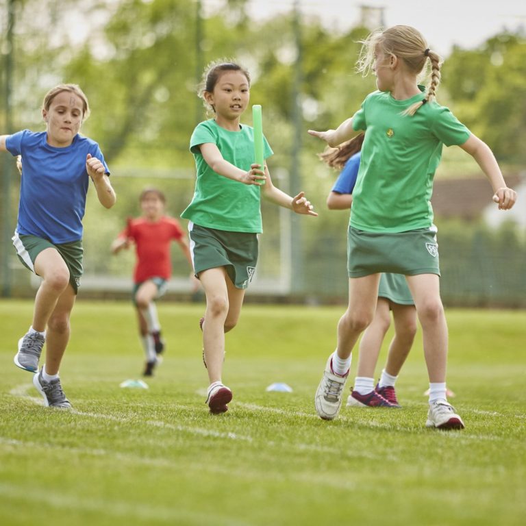 children running