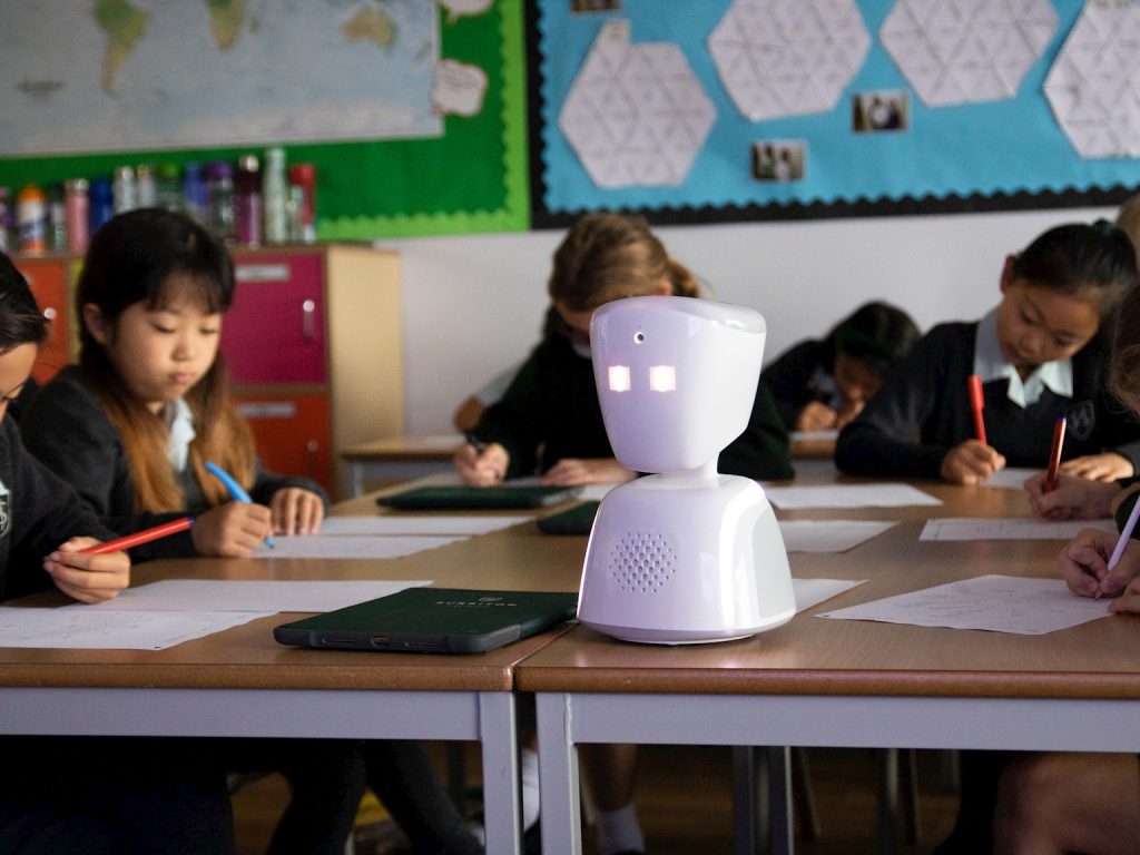 Robot talking to the class