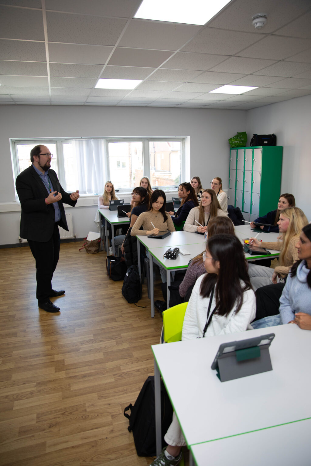 What Makes an Excellent Sixth Form? Surbiton High School